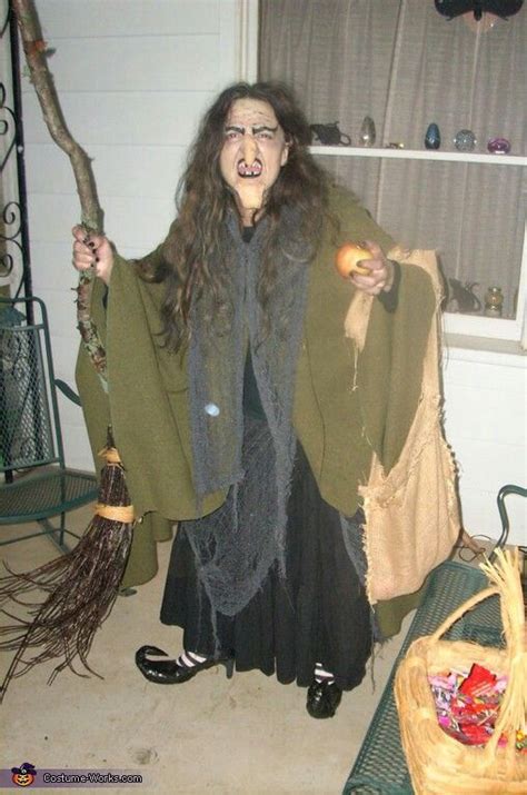 Old hag witch costumr